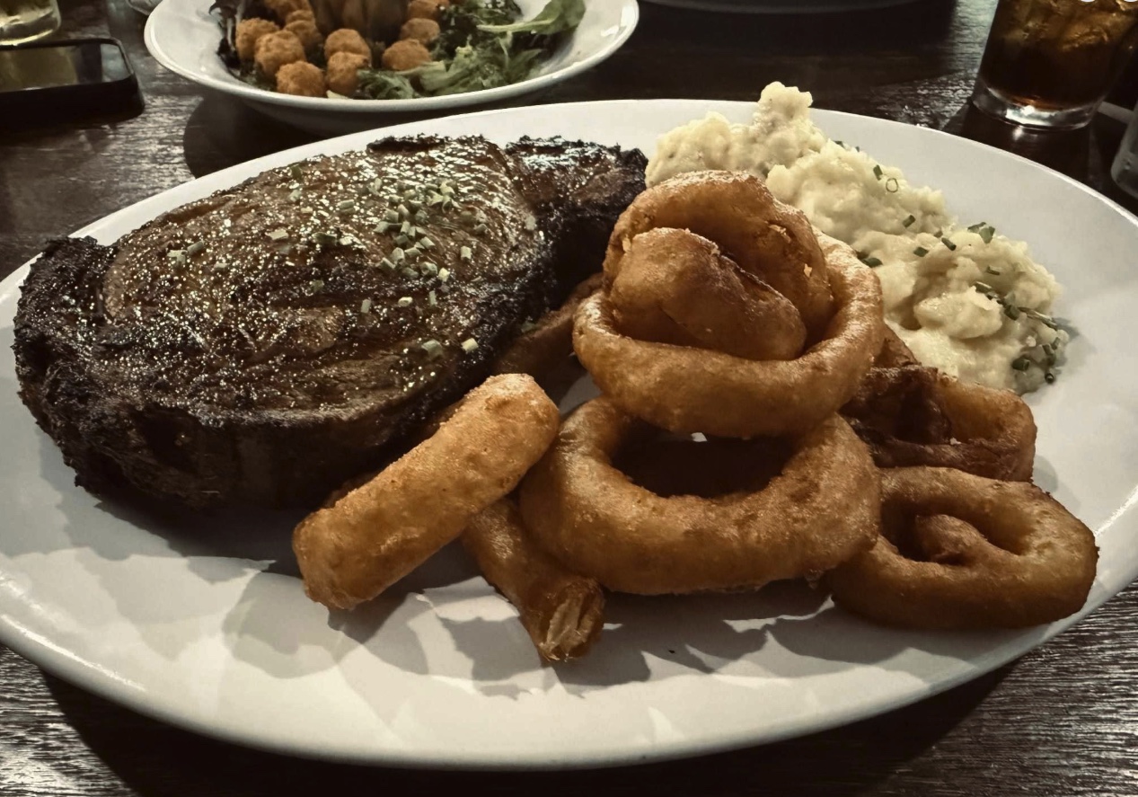 The Fort Bar & Grill - Charleston Steakhouse & Neighborhood Tavern